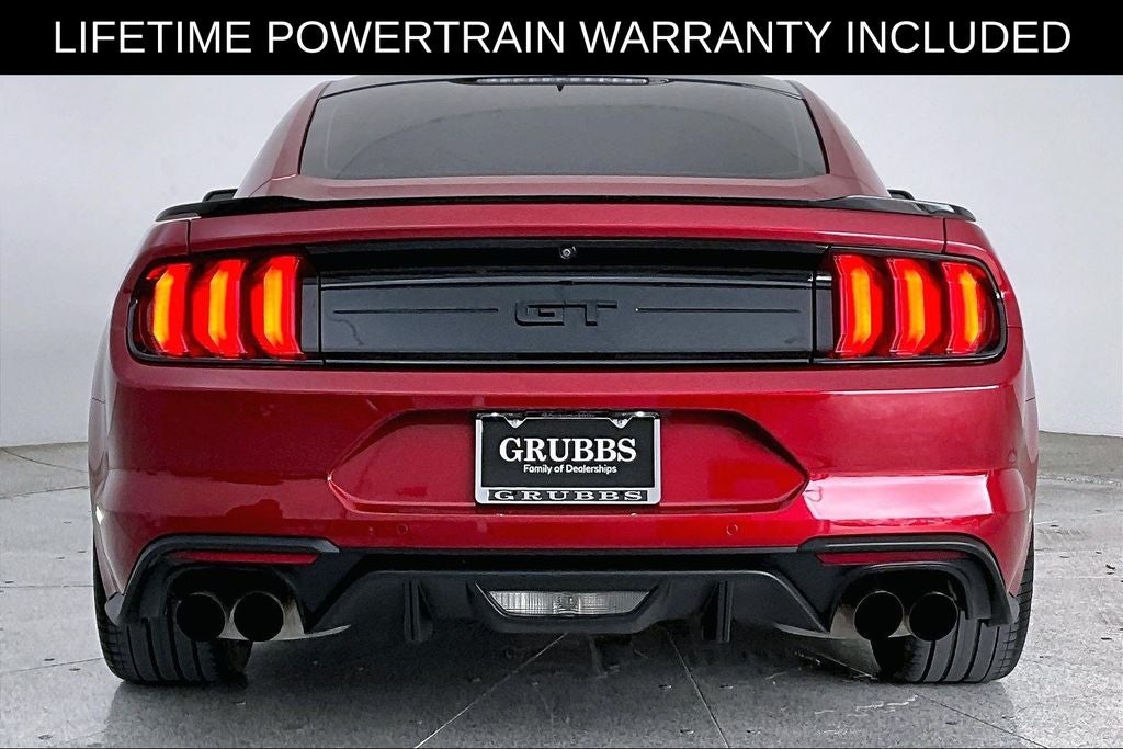 2022 Ford Mustang — detail view