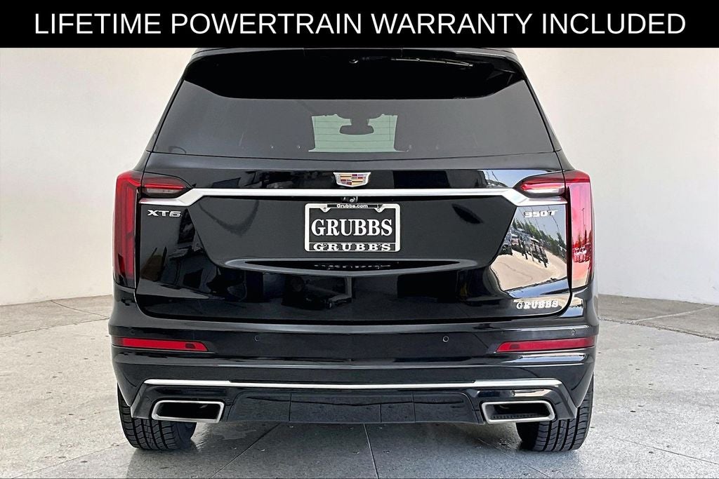 2024 Cadillac XT6 — detail view