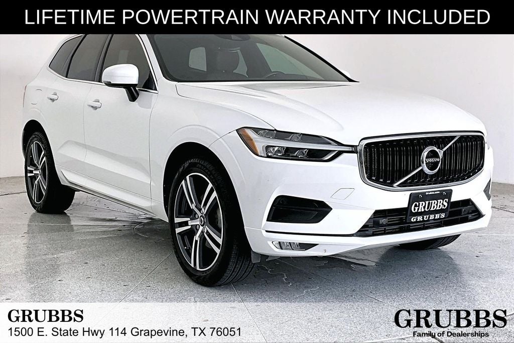 2021 Volvo XC60 T5 Momentum in Crystal White Metallic — front three-quarter view