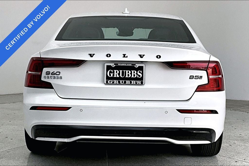 2023 Volvo S60 — detail view