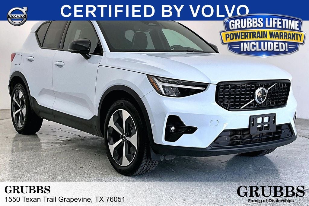 2025 Volvo XC40