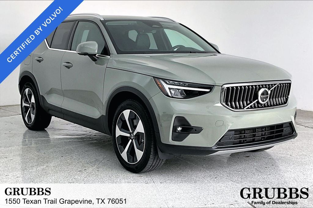 2025 Volvo XC40